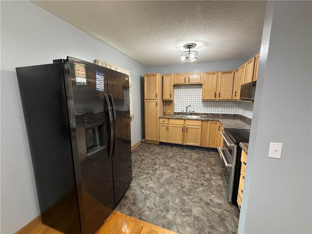 1605 Poplar Street, Lexington, MO 64067