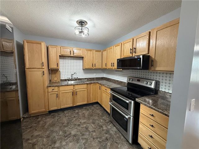 1605 Poplar Street, Lexington, MO 64067