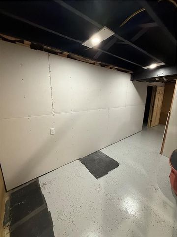 1605 Poplar Street, Lexington, MO 64067