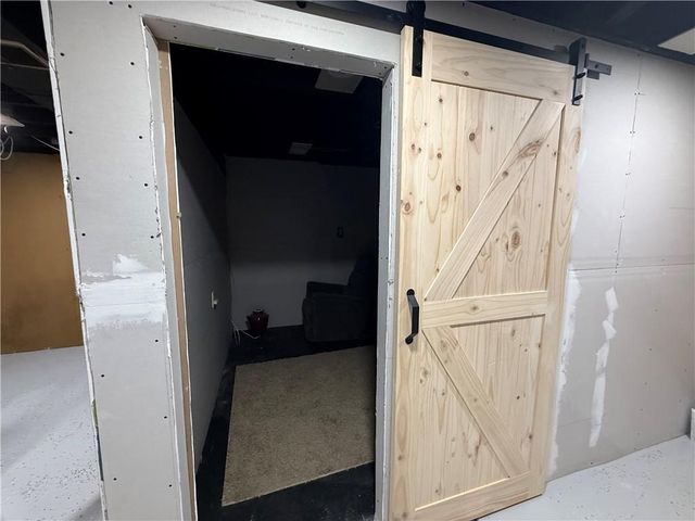 1605 Poplar Street, Lexington, MO 64067