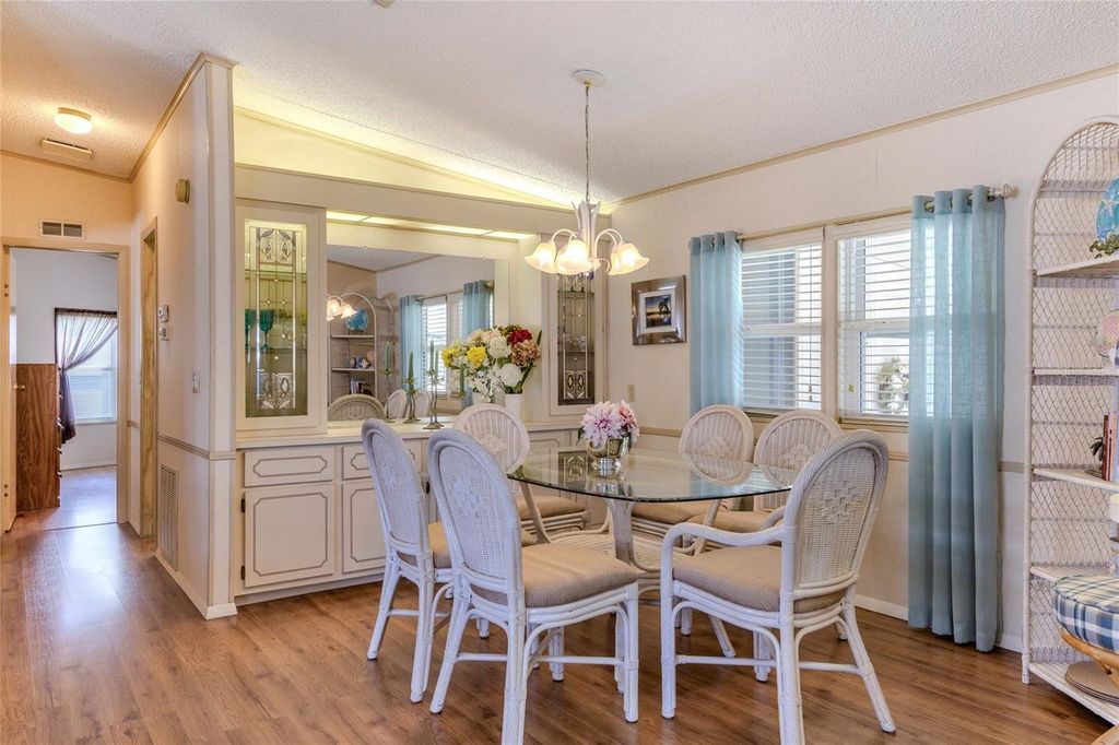 Image 12 of property listing at 2100 KINGS HIGHWAY 653, Port Charlotte, FL 33980
