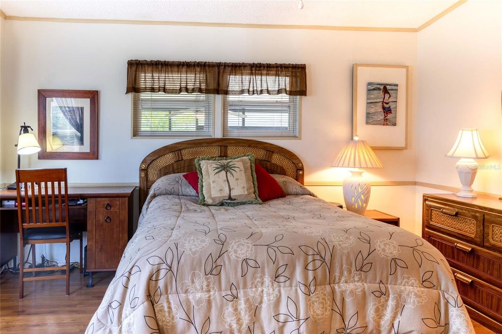 Image 18 of property listing at 2100 KINGS HIGHWAY 653, Port Charlotte, FL 33980