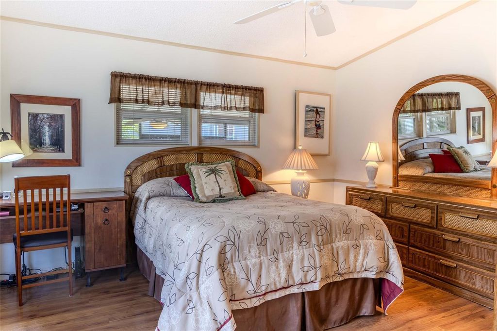 Image 20 of property listing at 2100 KINGS HIGHWAY 653, Port Charlotte, FL 33980