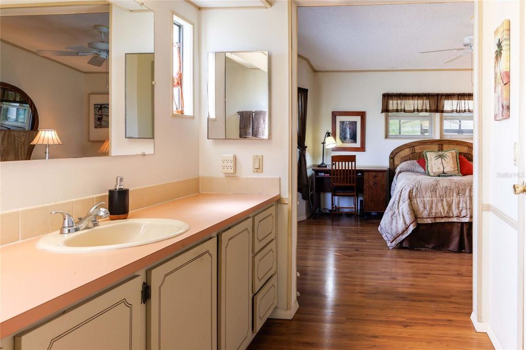 Image 22 of property listing at 2100 KINGS HIGHWAY 653, Port Charlotte, FL 33980