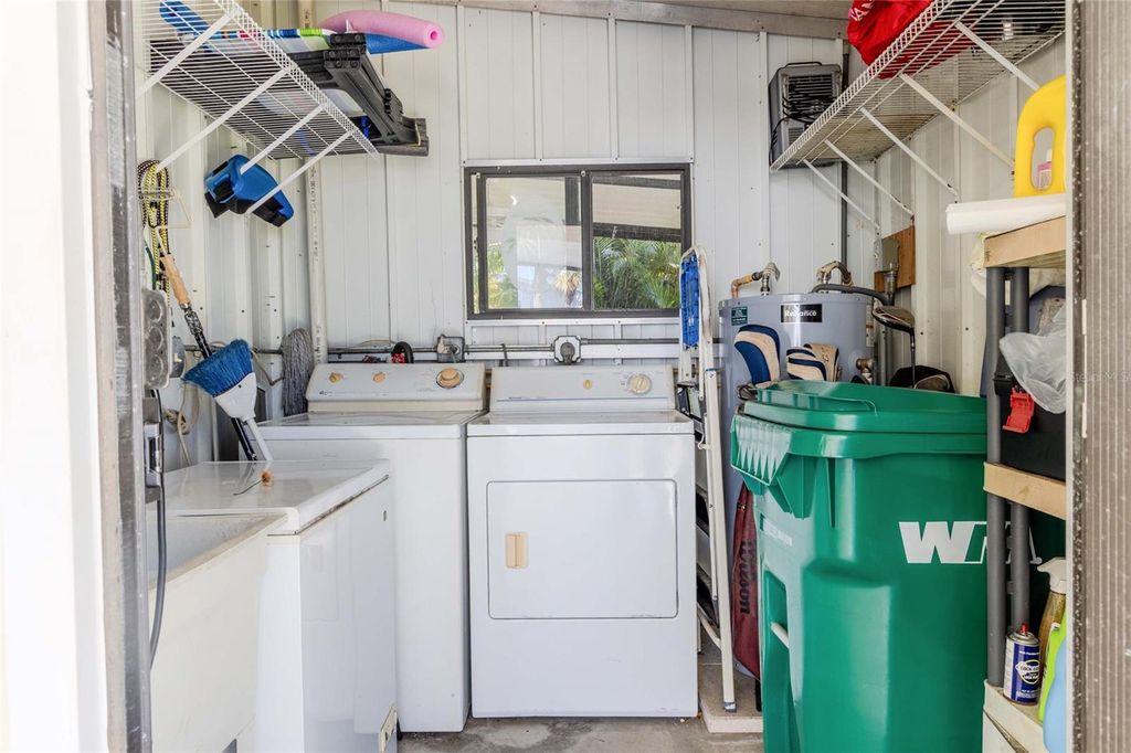 Image 30 of property listing at 2100 KINGS HIGHWAY 653, Port Charlotte, FL 33980