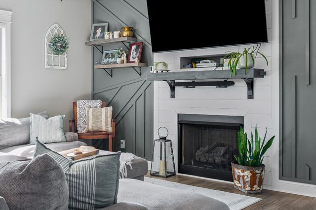 2810 Jim Taylor Rd, Woodlawn, TN 37191