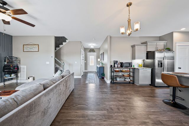 2810 Jim Taylor Rd, Woodlawn, TN 37191