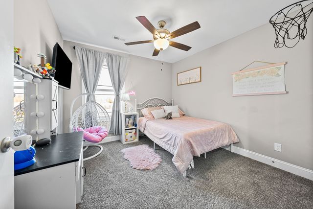 2810 Jim Taylor Rd, Woodlawn, TN 37191