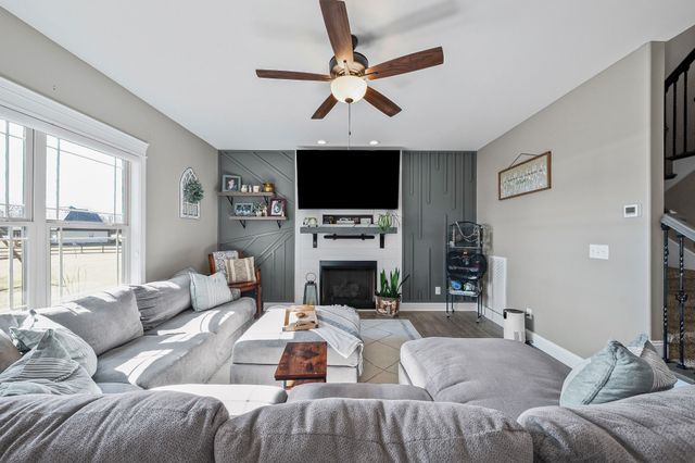 2810 Jim Taylor Rd, Woodlawn, TN 37191