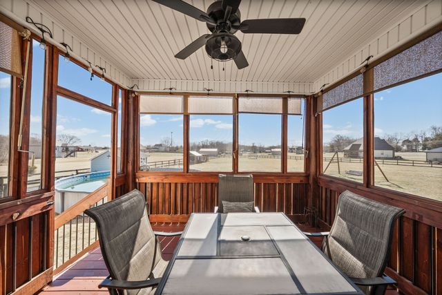 2810 Jim Taylor Rd, Woodlawn, TN 37191