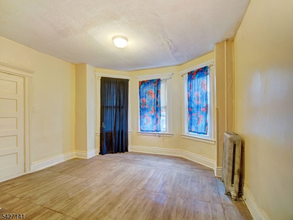 45 N 18Th St, East Orange City, NJ 07017 — photo 4