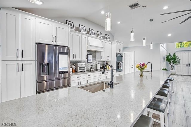 5534 Cognac DR, Fort Myers, FL 33919