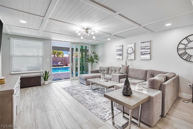 5534 Cognac DR, Fort Myers, FL 33919