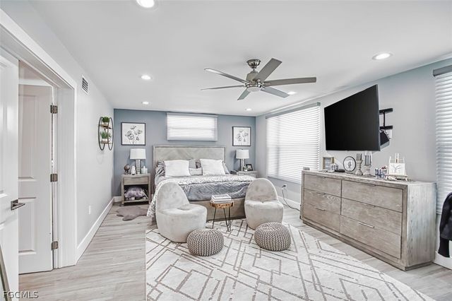 5534 Cognac DR, Fort Myers, FL 33919