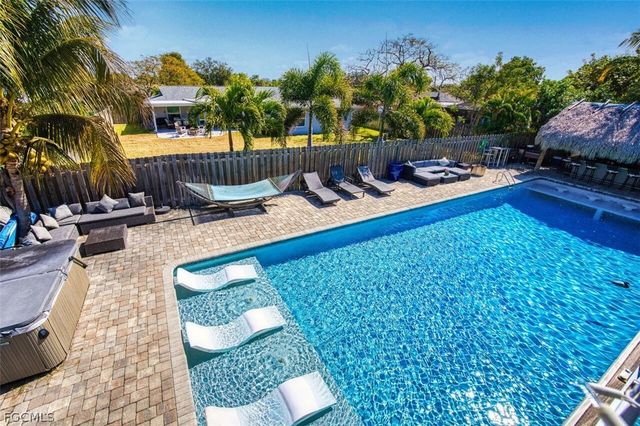 5534 Cognac DR, Fort Myers, FL 33919