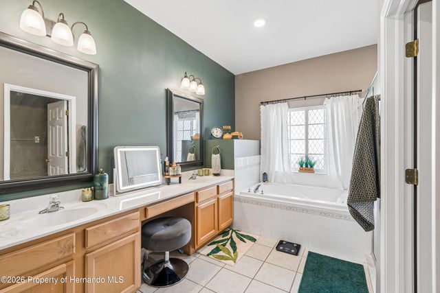 1616 Regal Mist Loop, Trinity, FL 34655