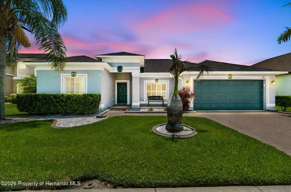 1616 Regal Mist Loop, Trinity, FL 34655