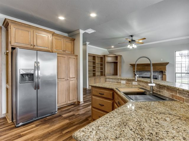 3904 Shortgrass Road, Edmond, OK 73003