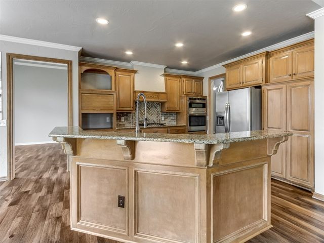 3904 Shortgrass Road, Edmond, OK 73003