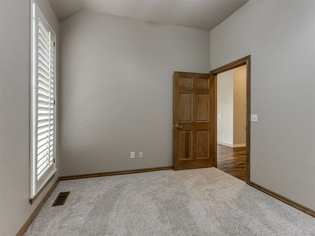 3904 Shortgrass Road, Edmond, OK 73003