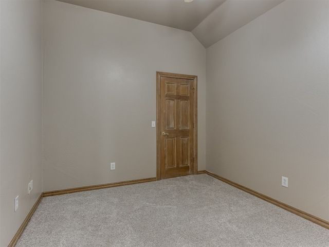 3904 Shortgrass Road, Edmond, OK 73003