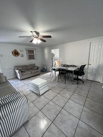 3513 SW 4th St 2, Miami, FL 33135