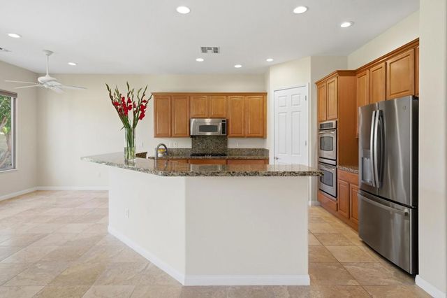 40152 Calle Loma Entrada, Indio, CA 92203