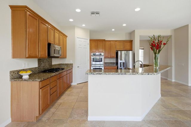 40152 Calle Loma Entrada, Indio, CA 92203