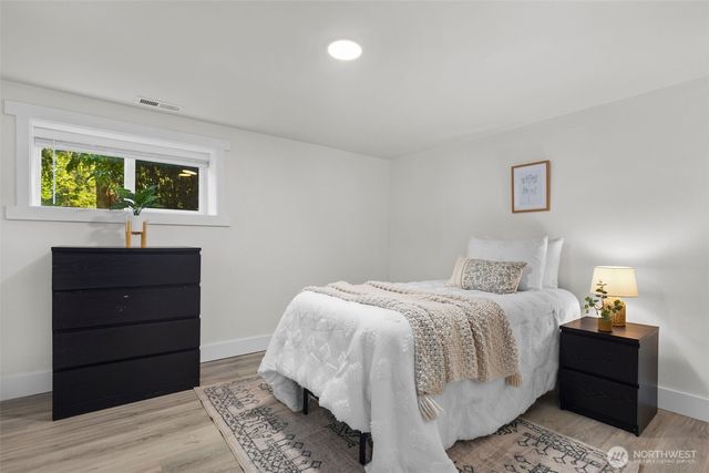 30225 196th Avenue SE, Kent, WA 98042