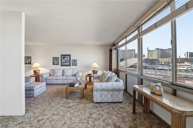 205 East Harmon Avenue 508, Las Vegas, NV 89169