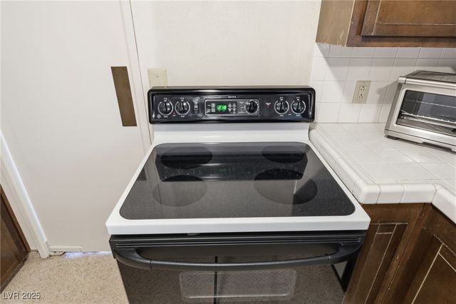 205 East Harmon Avenue 508, Las Vegas, NV 89169