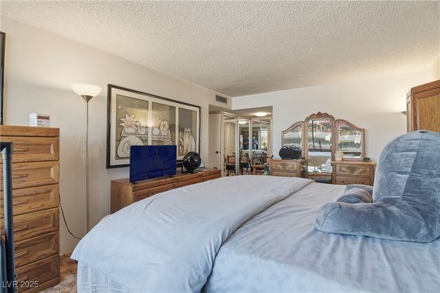 205 East Harmon Avenue 508, Las Vegas, NV 89169