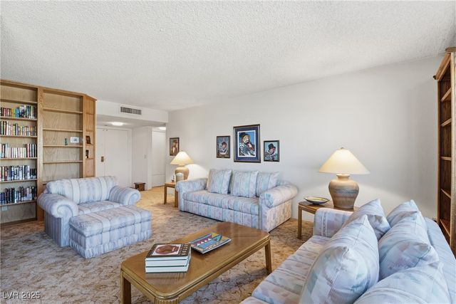 205 East Harmon Avenue 508, Las Vegas, NV 89169