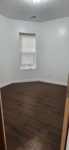 1453 N Lotus Avenue 1, Chicago, IL 60651