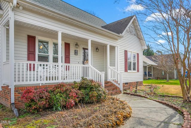 825 Lockesley Lane, Burlington, NC 27217