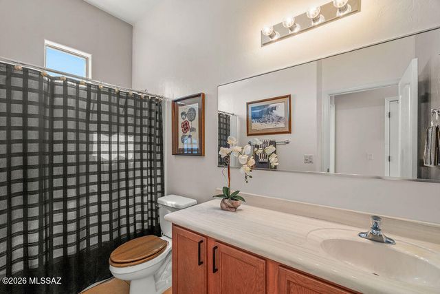 5786 S Lowry Canyon Place, Green Valley, AZ 85622