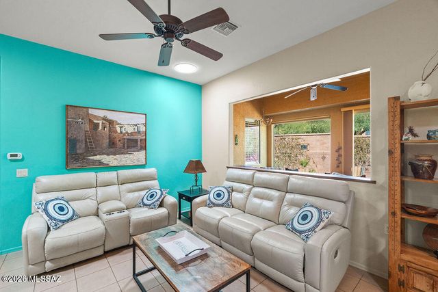 5786 S Lowry Canyon Place, Green Valley, AZ 85622