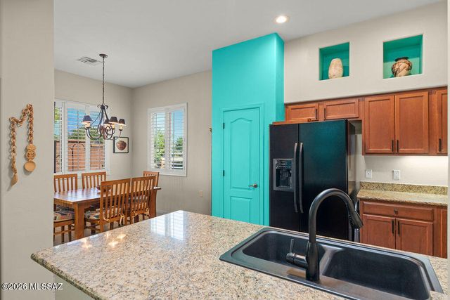 5786 S Lowry Canyon Place, Green Valley, AZ 85622