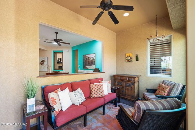 5786 S Lowry Canyon Place, Green Valley, AZ 85622
