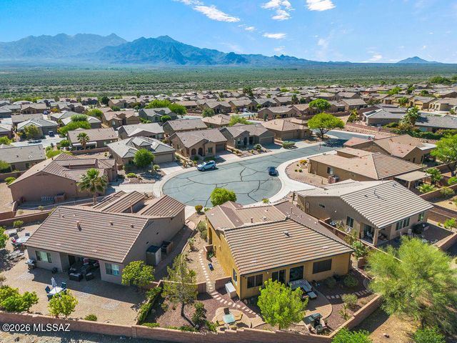 5786 S Lowry Canyon Place, Green Valley, AZ 85622