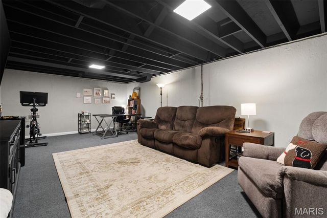 9533 Port Drive, Unincorporated, MO 63123