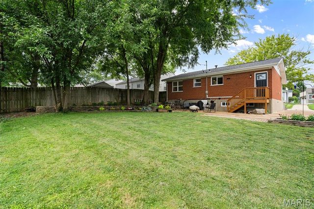 9533 Port Drive, Unincorporated, MO 63123