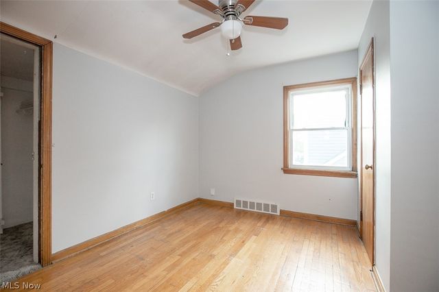 2831 North Avenue, Parma, OH 44134