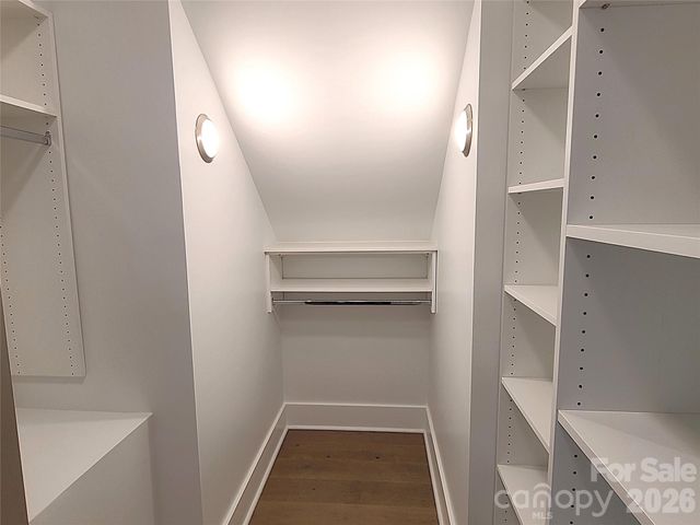 405 19th Avenue Circle NW, Hickory, NC 28601