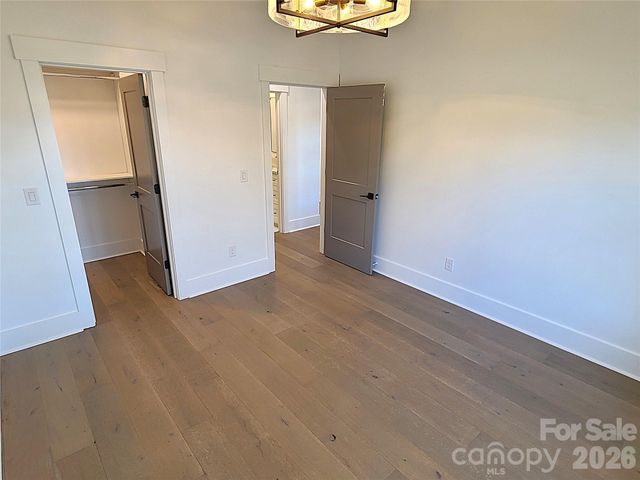 405 19th Avenue Circle NW, Hickory, NC 28601