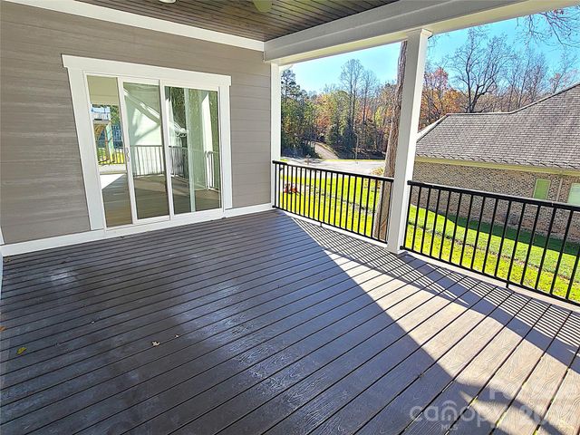 405 19th Avenue Circle NW, Hickory, NC 28601