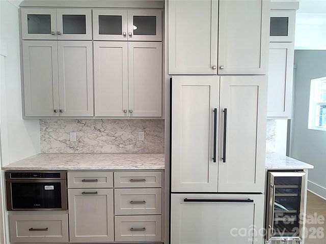 405 19th Avenue Circle NW, Hickory, NC 28601