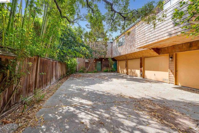 2316 Blake St A, Berkeley, CA 94704