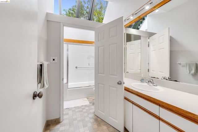 2316 Blake St A, Berkeley, CA 94704