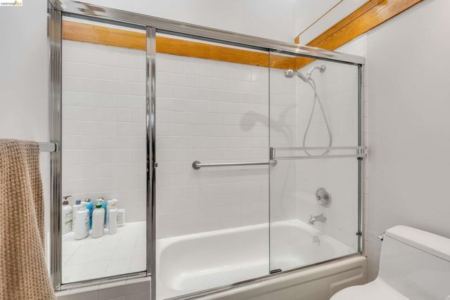 2316 Blake St A, Berkeley, CA 94704